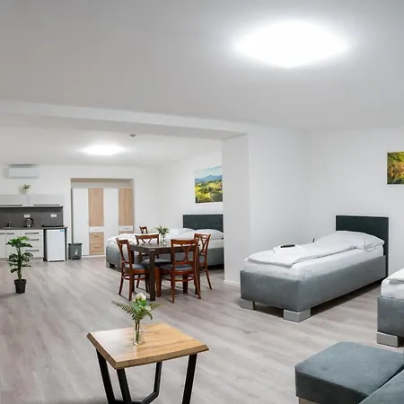 Hotell Laguna Kopřivnice