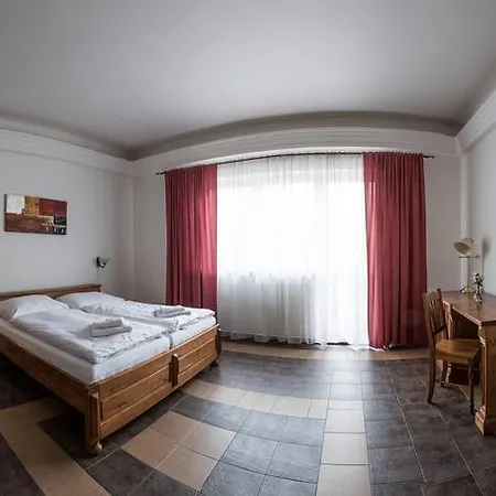 Hotell Laguna Kopřivnice